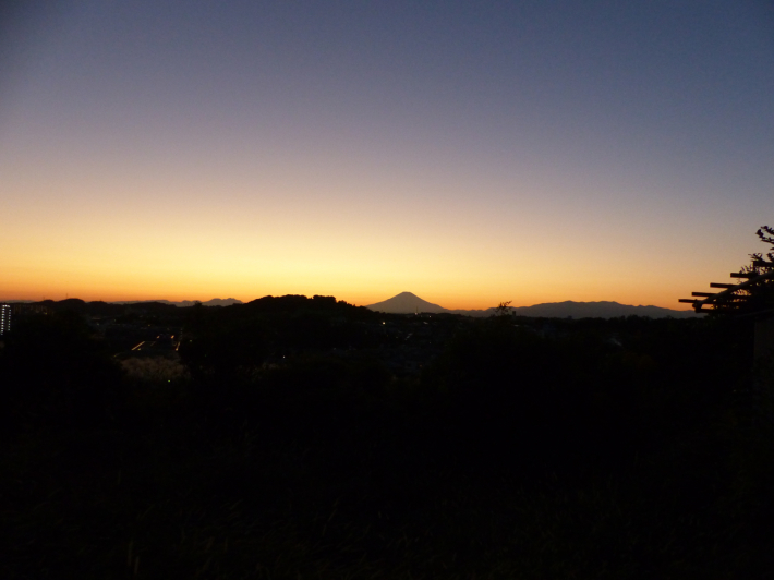 夕方の富士山　晴天の日_f0296312_21251938.jpg