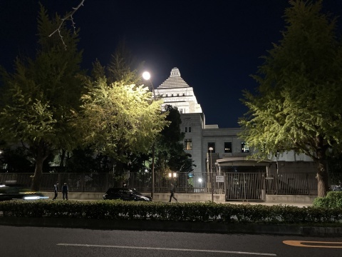 蕎麦屋酒と国際反戦デー_b0050651_08115123.jpg