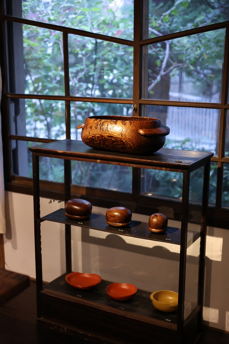 「若林幸恵 漆工展 刳りもの」始まりました_d0087761_19404783.jpg