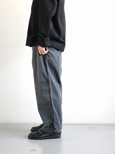 OUTIL PANTALON AUTRAC : 『Bumpkins putting on airs』