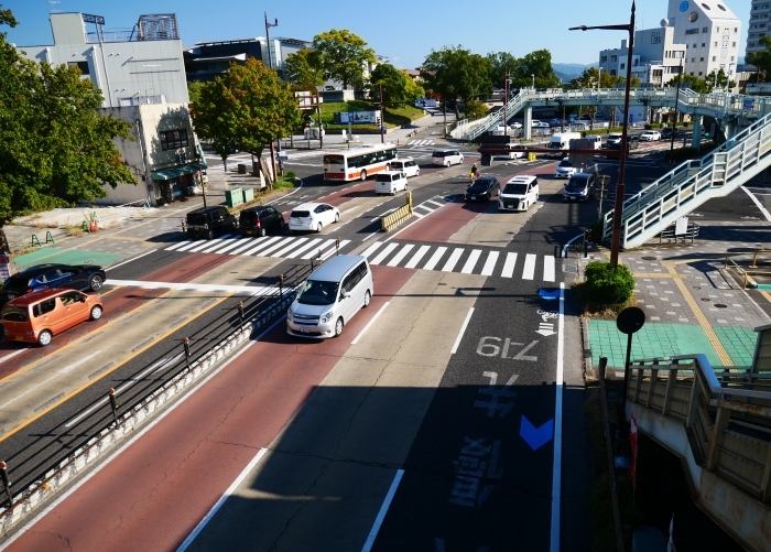 　　和歌山市県庁前交差点にて　　２０２２-１０-２４　００：００ _b0093754_00081672.jpg