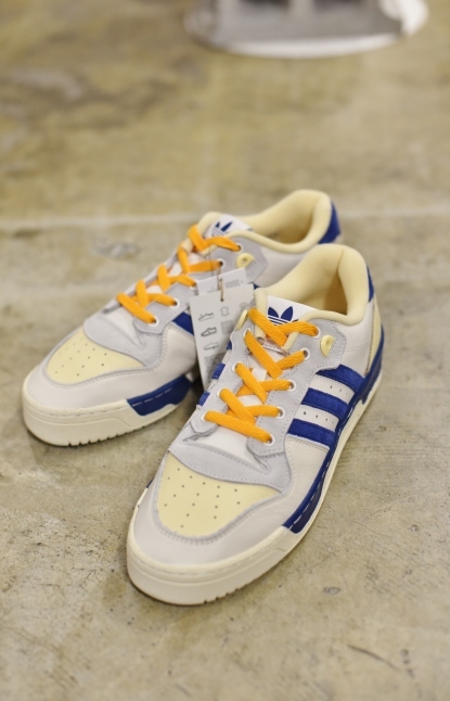 adidas　　Europe Limited MODEL　　RIVALRY Low ★★_d0152280_01523123.jpg
