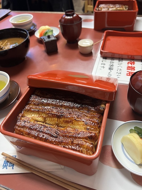成田山で家族でうなぎを食べる日でした_a0191183_20553495.jpeg