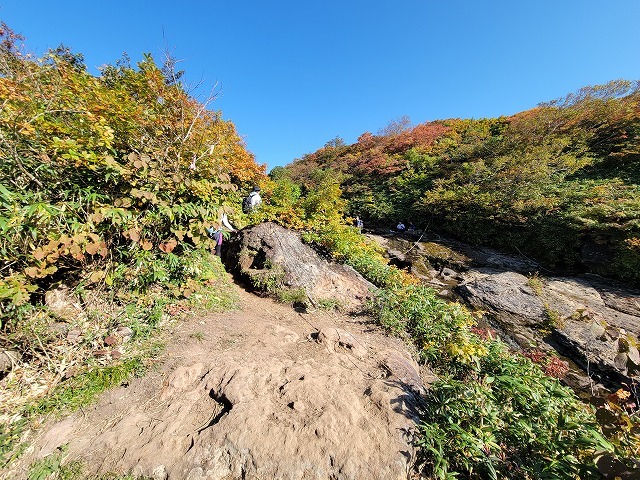栗駒山で初登山に挑戦_b0182708_01520580.jpg