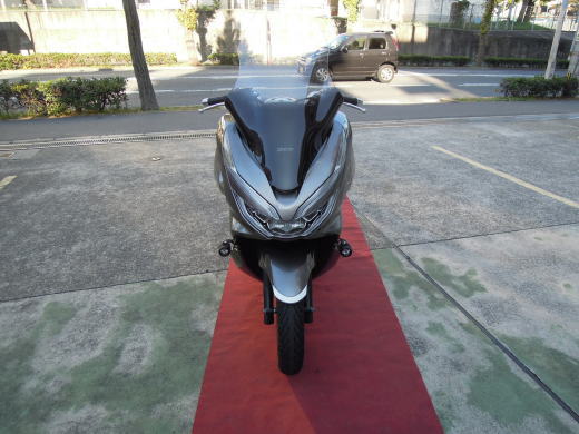 PCXのお勧め中古車？ですやん！_f0056935_15411425.jpg