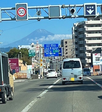 富士山冠雪_b0208246_14312352.jpg