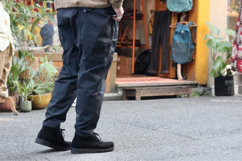 新規取り扱いブランド「alk phenix」 \"Zak Pants Ⅱ / Karu-Stretch Taffeta Ⅱ\" ご紹介_f0191324_08251248.jpg