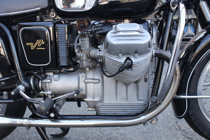 1968　Moto Guzzi V7 入荷_a0208987_13444786.jpg