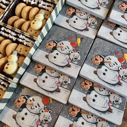 クリスマスギフトクッキー缶 雪だるま 販売のお知らせ_a0134394_08020185.jpeg