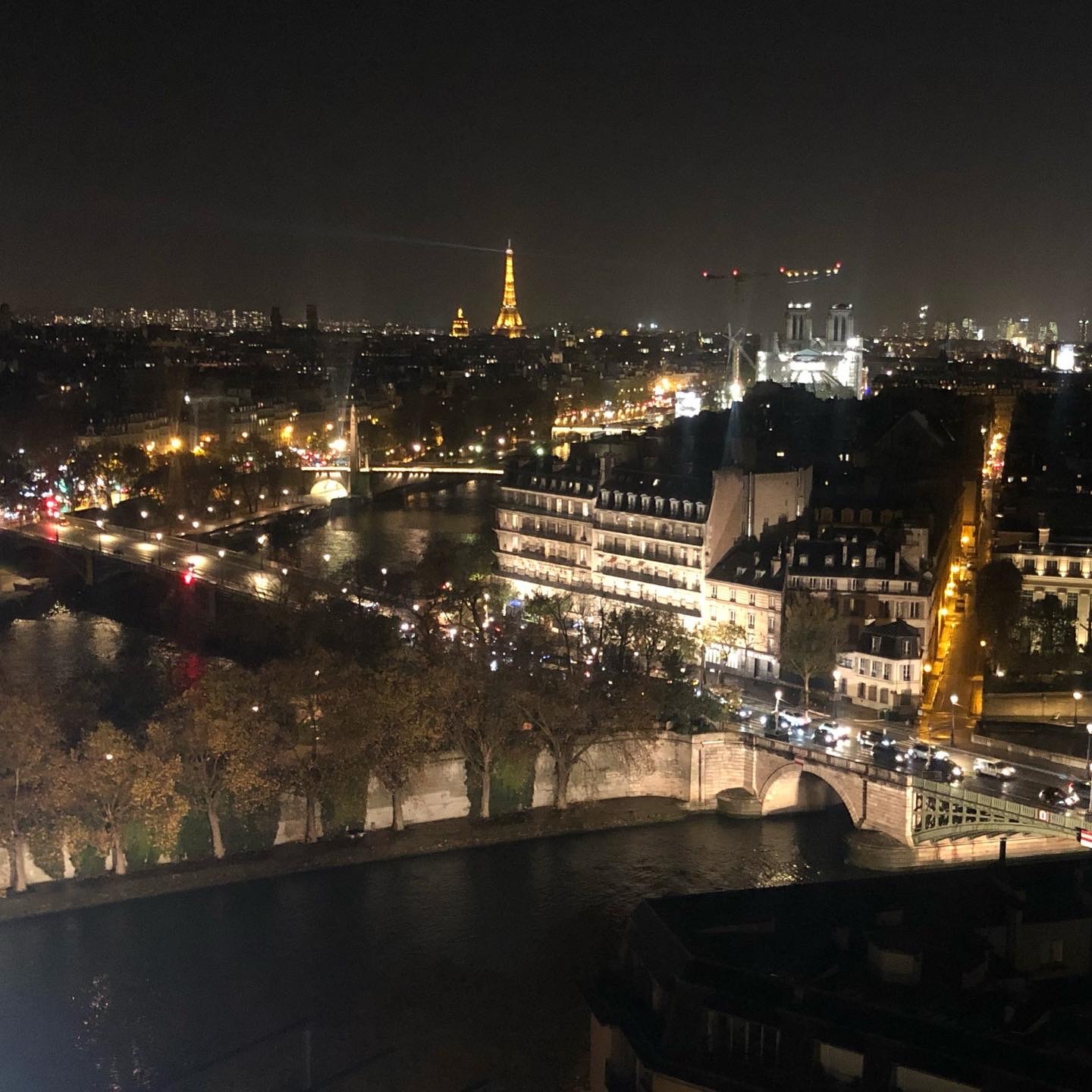 パリを一望するレストラン・ボニで最高の夜！_a0231632_04440746.jpeg