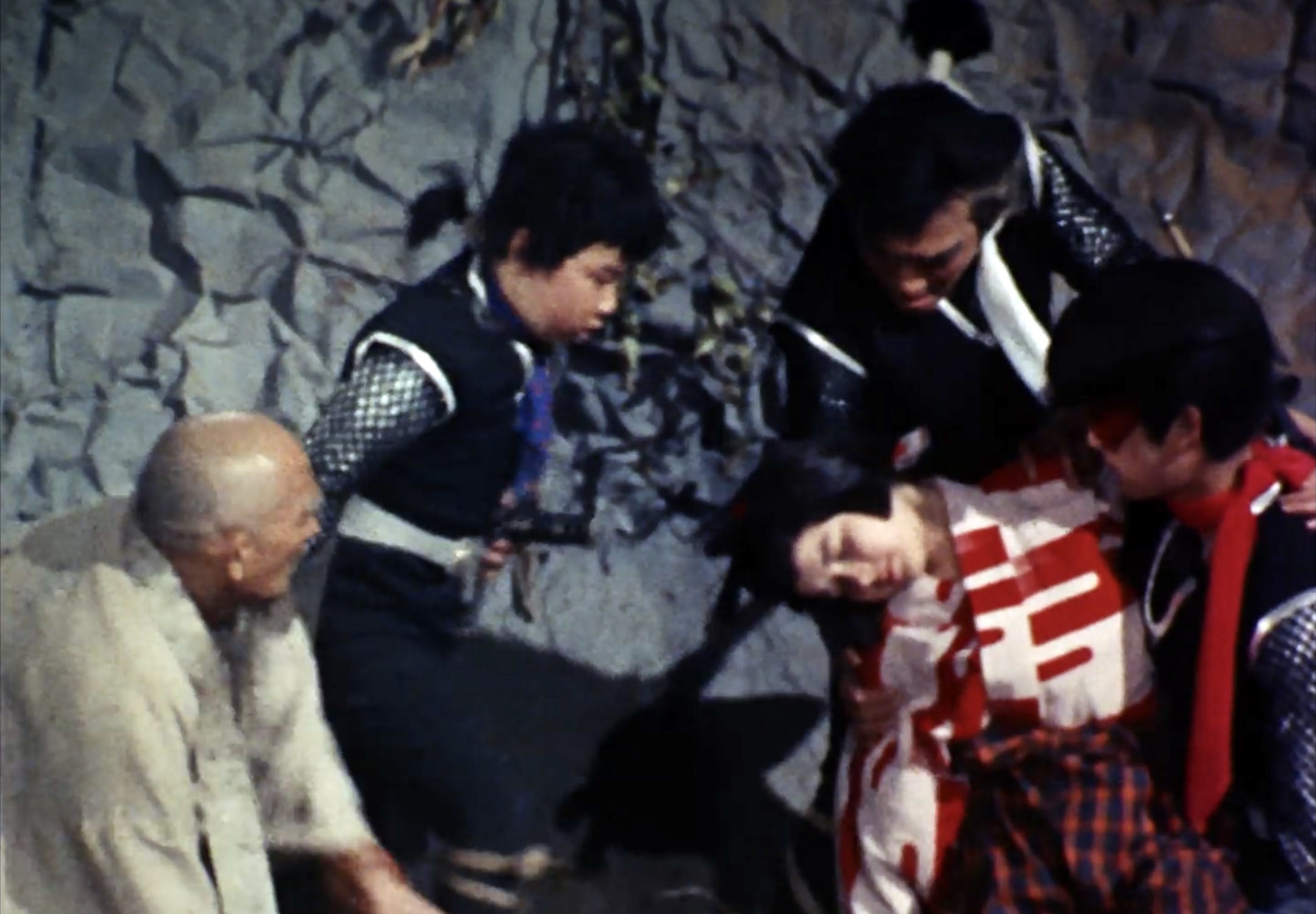 恵とも子（Tomoko Kei）「飛び出す冒険映画 赤影」（1969）_e0042361_19550419.jpg