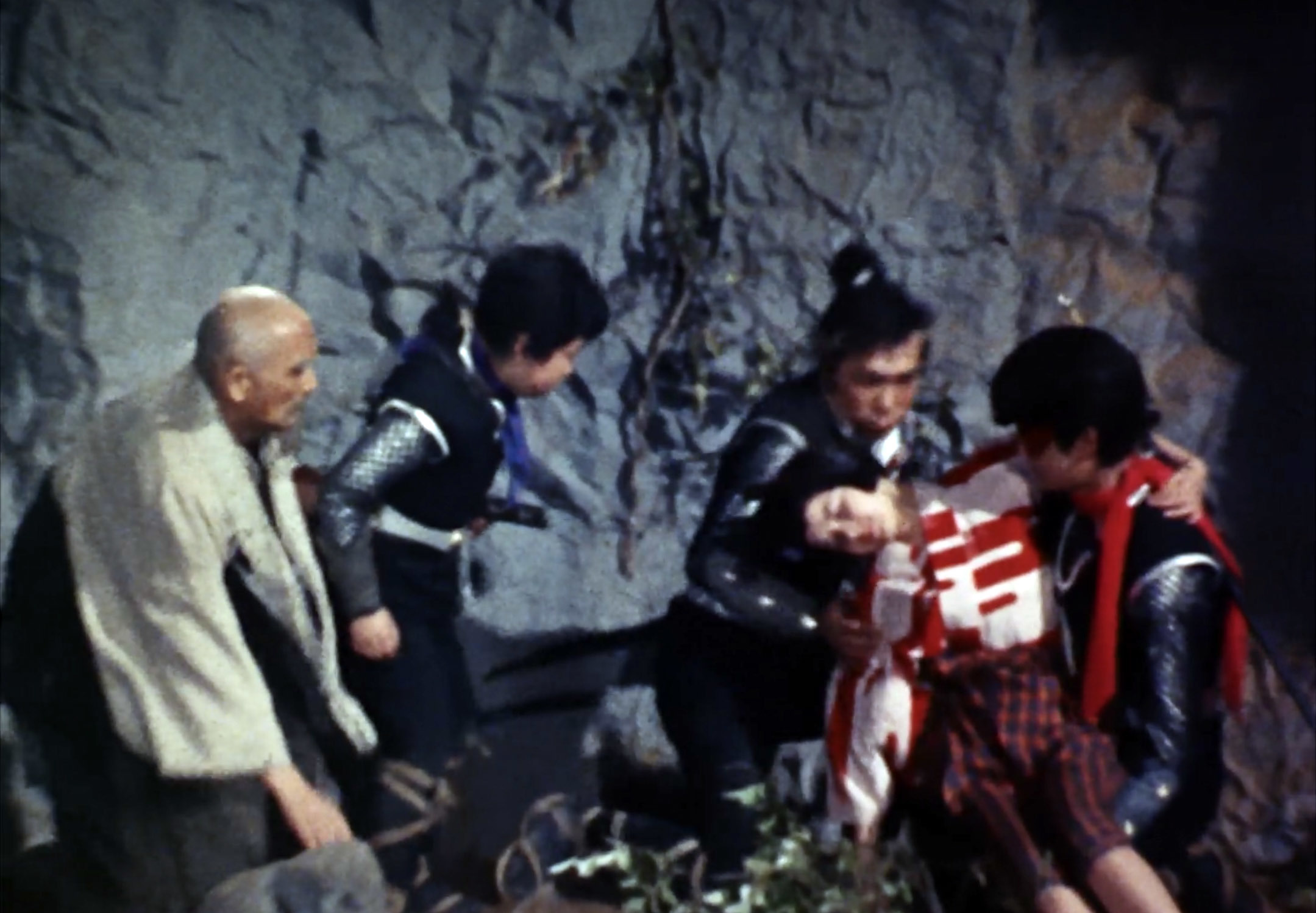 恵とも子（Tomoko Kei）「飛び出す冒険映画 赤影」（1969）_e0042361_19550926.jpg