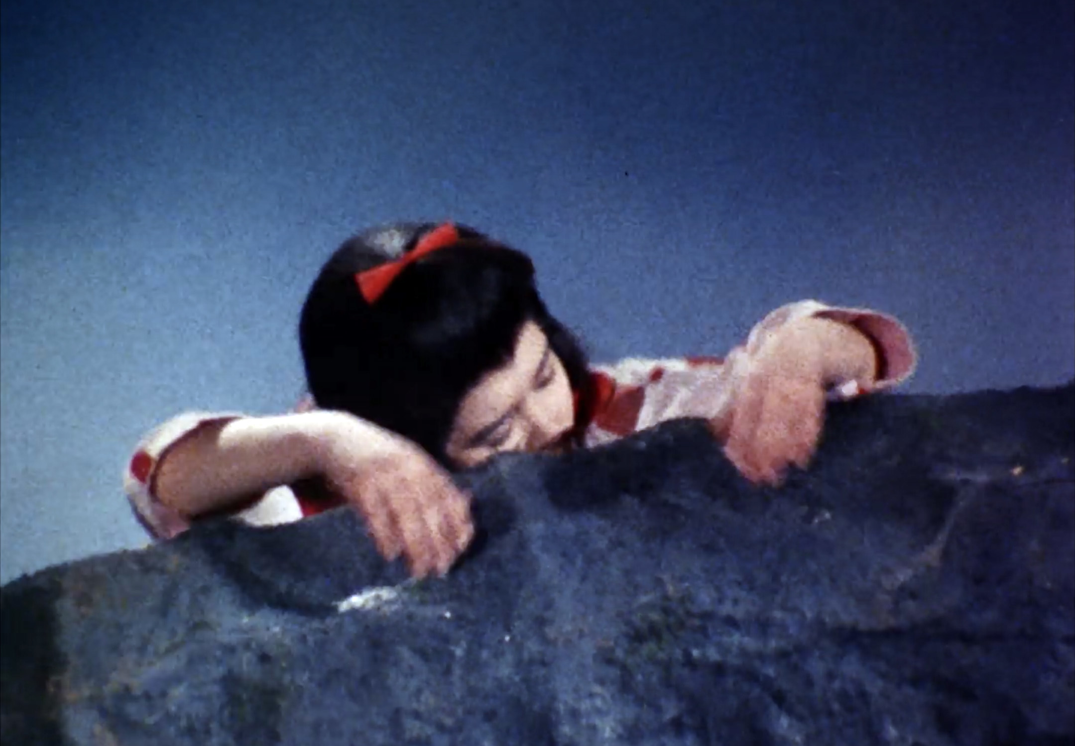 恵とも子（Tomoko Kei）「飛び出す冒険映画 赤影」（1969）_e0042361_19552581.jpg