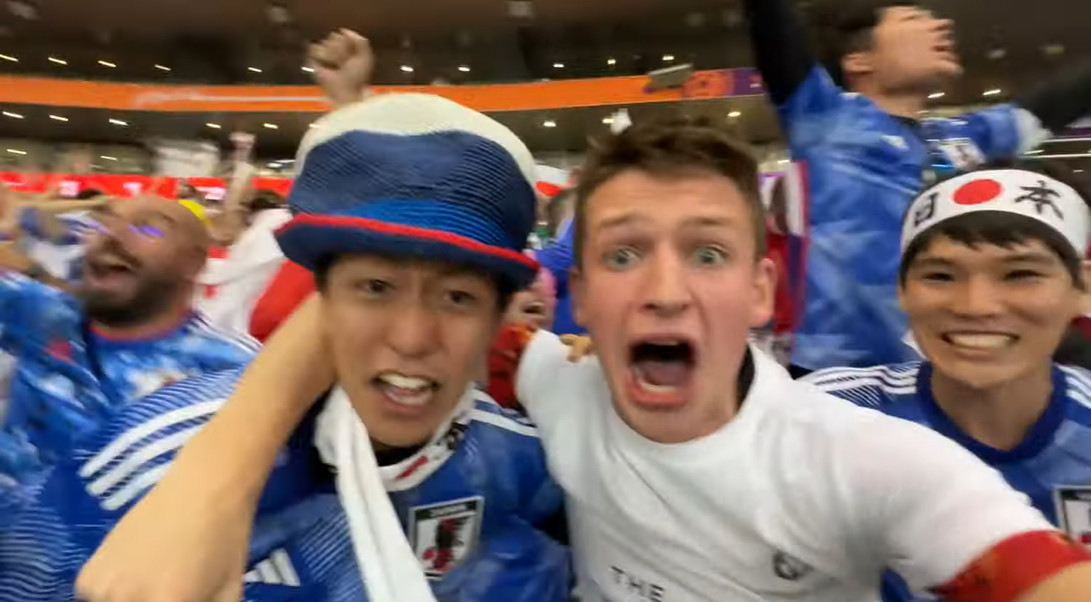 凄すぎる日本代表、サッカーのワールドカップで世界に衝撃を与えました_b0007805_04404949.jpg
