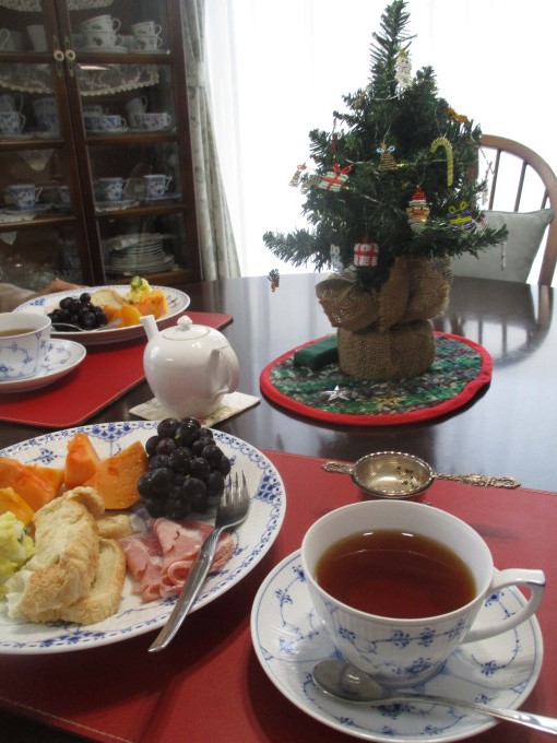 お誕生日&クリスマスのガーランドほぼ完成&大満足の麻婆豆腐_a0279743_00124587.jpg