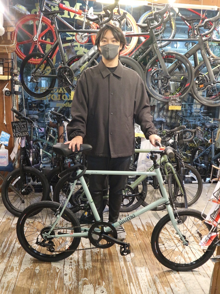 11月27日　渋谷　原宿　の自転車屋　FLAME bike前です_e0188759_17040055.jpg
