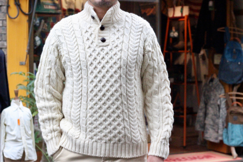 アイルランドの伝統を受け継ぐ「L.L.Bean」 \"Heritage Sweater, Irish Fisherman\'s Button-Mock\" (264682) ご紹介_f0191324_08053529.jpg