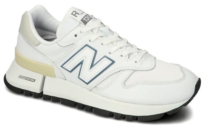 週末：本日(夜)入荷してます！！　　MS 1300　　newbalance　　★★★_d0152280_06195849.jpg