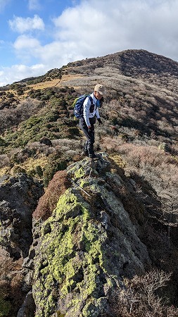 泉水山・上泉水山・黒岩山・大崩ノ辻・おにぎり山・小にぎり山_f0193521_10203339.jpg