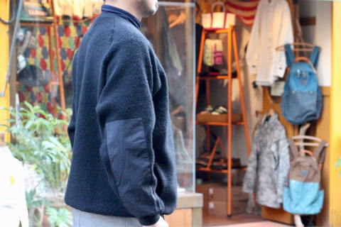 「melple」 日常にそっと寄り添ってくれるアイテム \"Marced Wool Crewneck\" ご紹介_f0191324_08160637.jpg