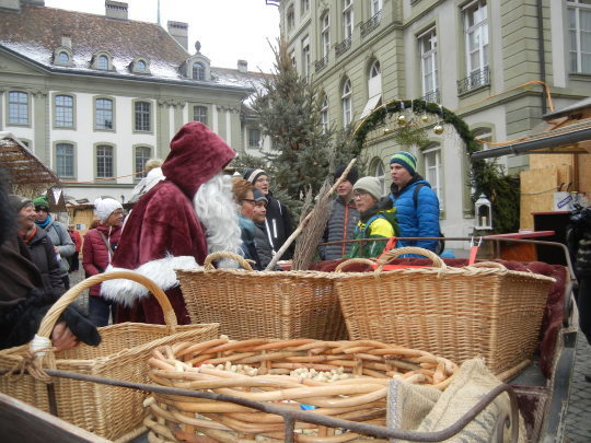 ’２２，１２，１３（火）スイスのクリスマスマーケット！と心ちゃんが元気に～！_f0060461_10550748.jpg