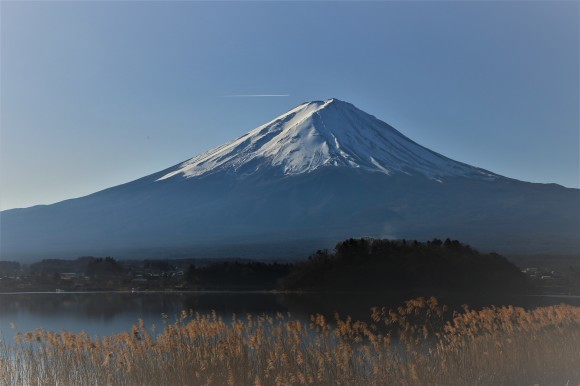 今頃の富士山_b0242358_00043188.jpg