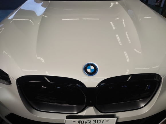 BMW ix3 ガラスボディコーティング　カーフィルム　大阪　貝塚_a0197623_19461501.jpg