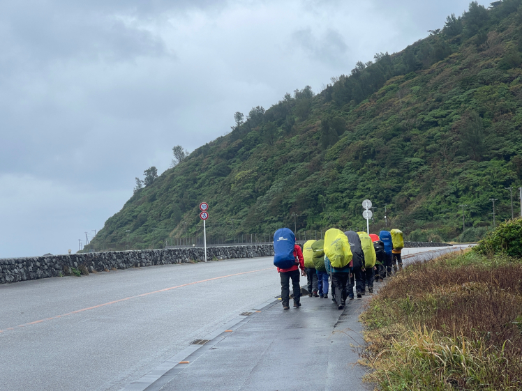 バックパッキング〔３日目〕いよいよ山道が始まった！朝から夜まで歩き続けた12kmを無事みんなで歩ききりました！_d0363878_00052027.jpg