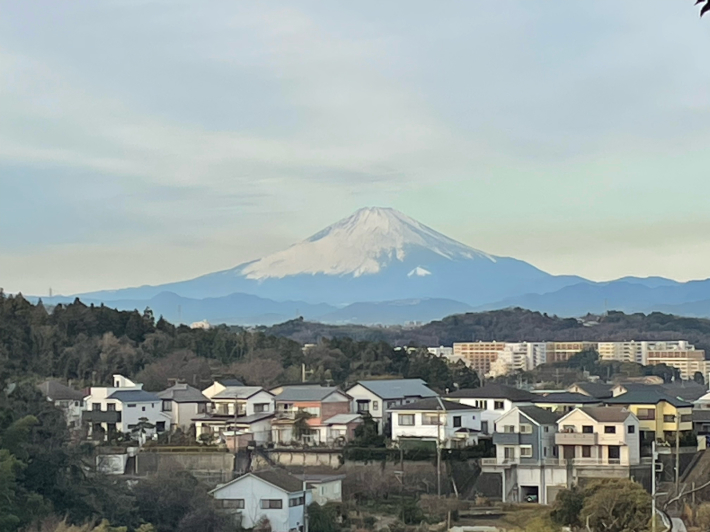 1月6日　曇り空の富士山_f0296312_11475148.jpg