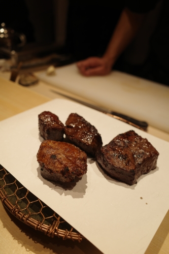 京都・祇園四条「肉料理おか」へ行く。_f0232060_18484793.jpg