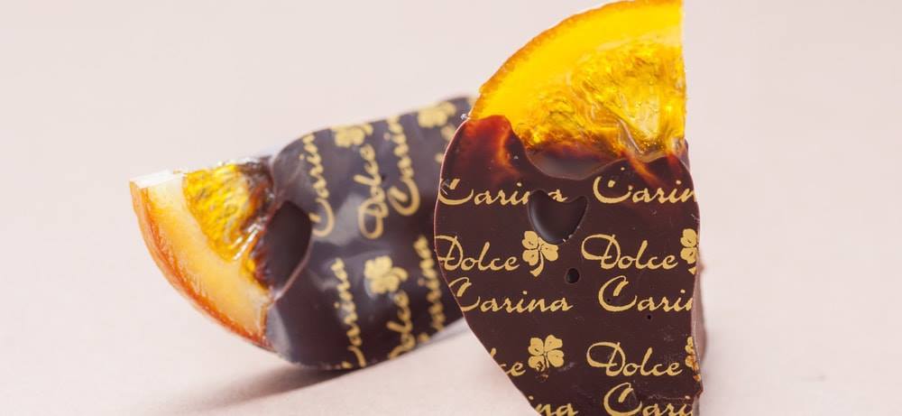 GLASS ONIONご近所の有名パティシエ「Dolce Carina」さんの美味しいチョコレートを販売!_b0125570_16501626.jpg
