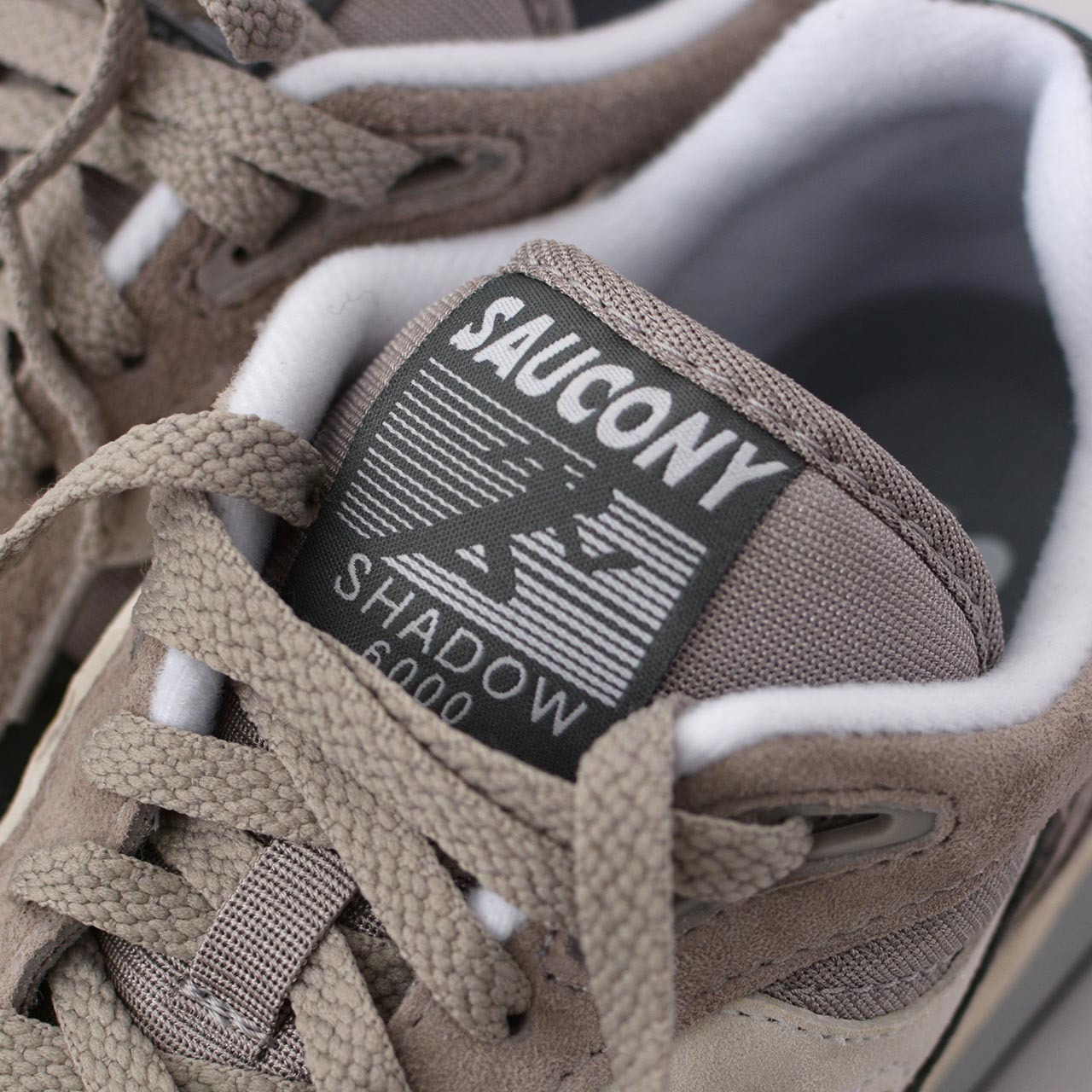 SAUCONY [サッカニー]  SHADOW 6000 [S70662-4]_f0051306_17532587.jpg