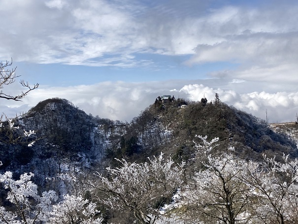 霧氷が見れるかも～で英彦山へ。_e0164643_15185825.jpg