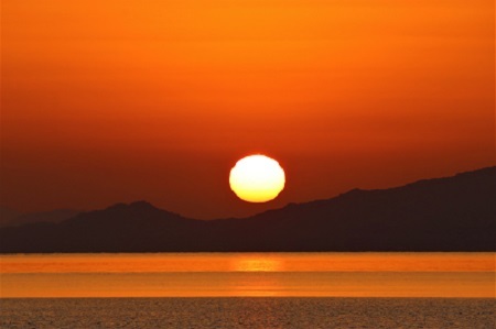 夕日が美しい島々の南岸２_e0175370_15105140.jpg