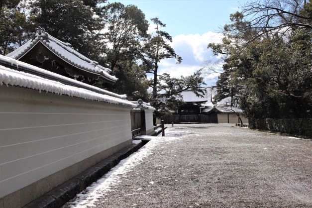 京都御苑　雪が降った_e0048413_17560034.jpg