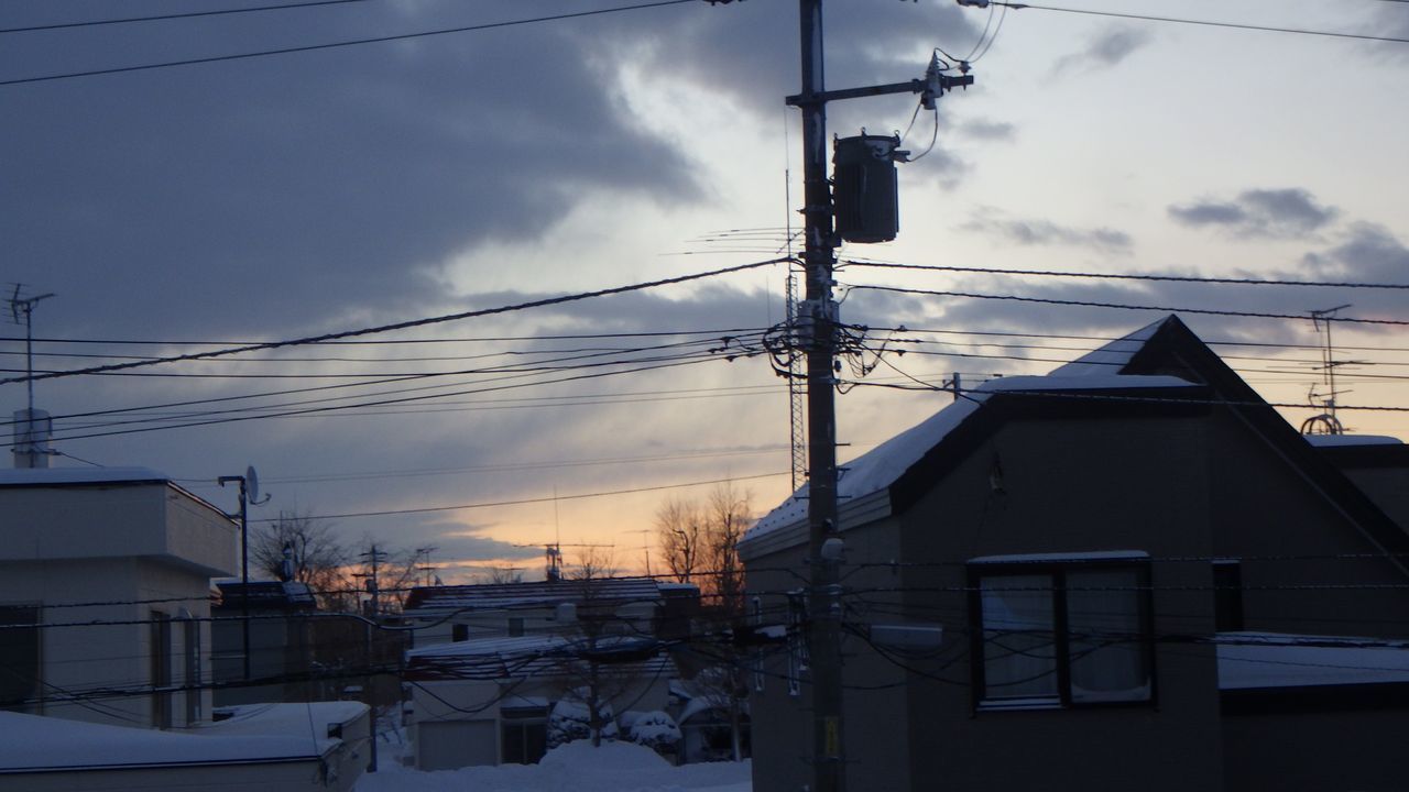 天気は回復したものの朝は雪かき三昧_c0025115_20335071.jpg
