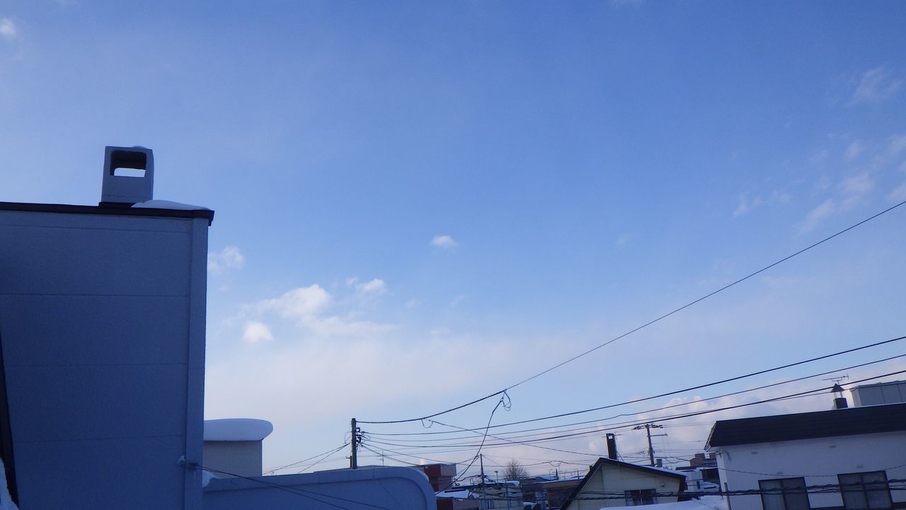 天気は回復したものの朝は雪かき三昧_c0025115_20443005.jpg