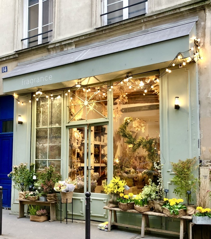 Fragrance パリの花屋さん　フラグランスのミモザ_a0231632_03525963.jpeg