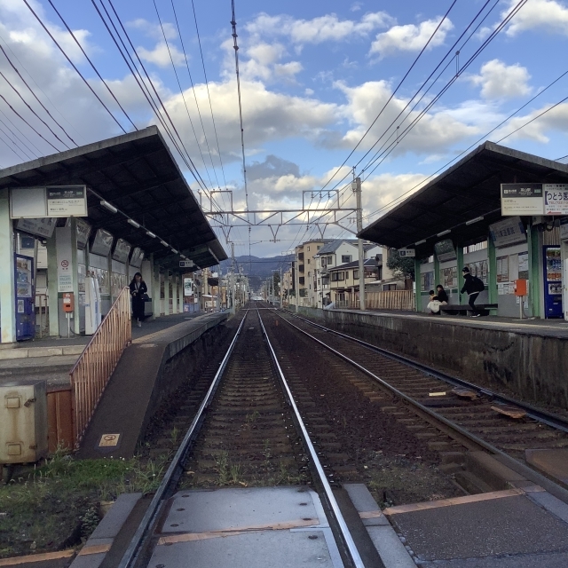 ツアー初日、乗りたかった叡山電鉄で鞍馬へ。_a0334793_13314760.jpg
