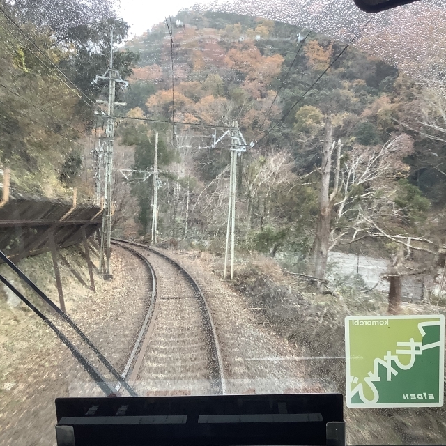ツアー初日、乗りたかった叡山電鉄で鞍馬へ。_a0334793_13453812.jpg