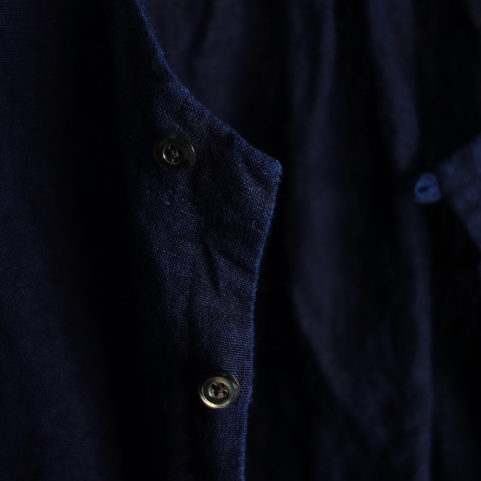 着てます / classic germanwork heavylinen shirt_e0130546_16494507.jpg