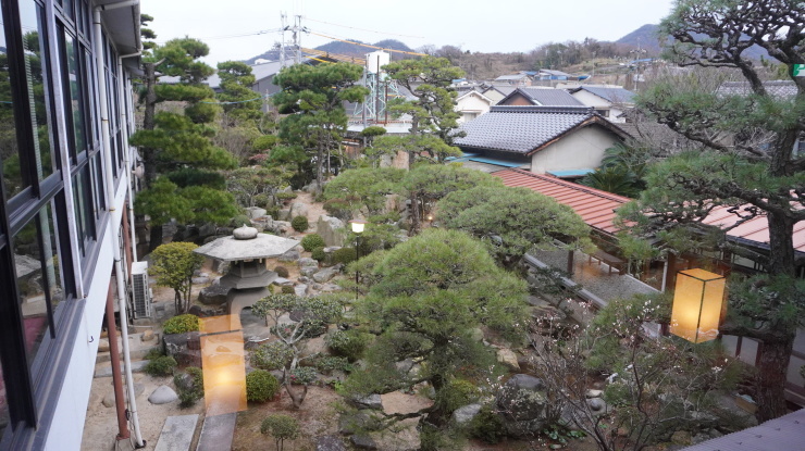 豪商宅別邸を使用した老舗宿－瀬戸田港・住之江旅館_a0385880_14461086.jpg