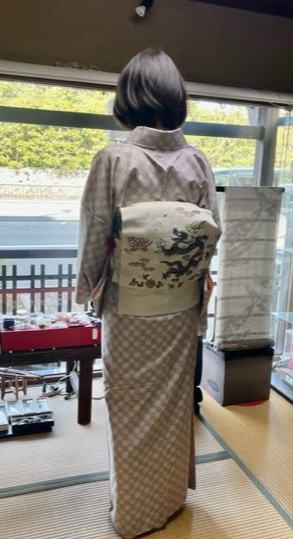 鶴のセール・素敵な道行・大島紬に龍の帯のお客様_f0181251_19081699.jpg