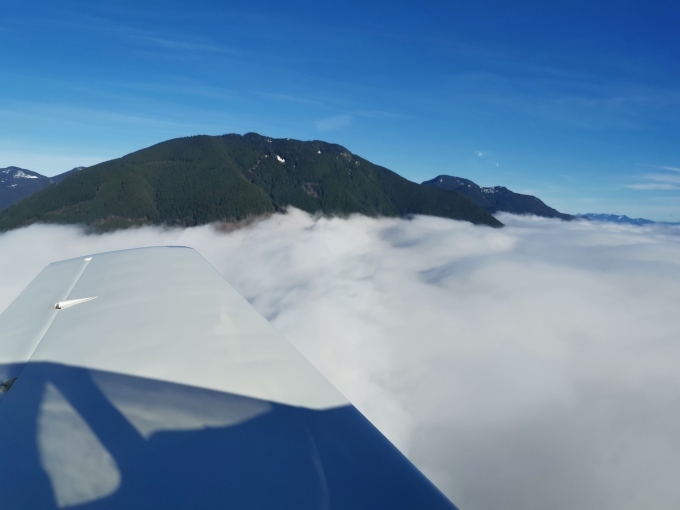Flight with developing clouds, close to Chilliwack_a0025444_06035276.jpg