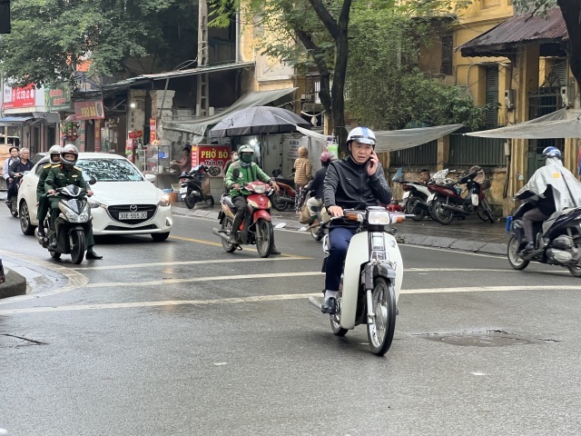 バイク天国☆ベトナムの旅 2023年　～ここがヘンだよベトナム人～【その4】_d0099181_13270039.jpg