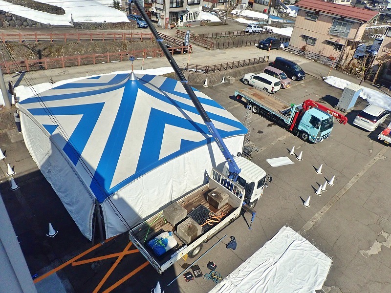 3月1日は駐車場に大型テントが建てられました_c0336902_16262885.jpg