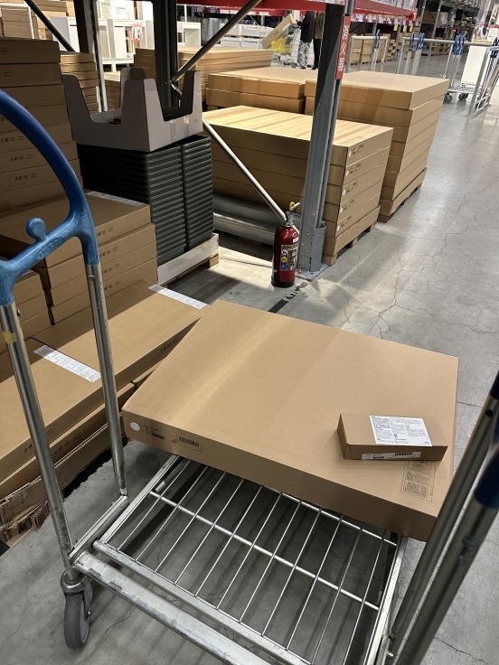 【IKEA】収納見直し中にお買い物したチェストALEXアレクス。重かった～_f0023333_23195487.jpeg
