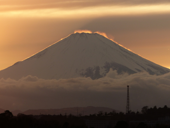 富士山とドラマチックな空_f0296312_23331807.jpg