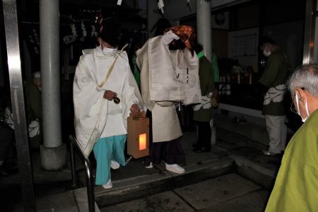 日ノ出神社お社建替工事　仮殿遷座祭_d0262711_10343910.jpg