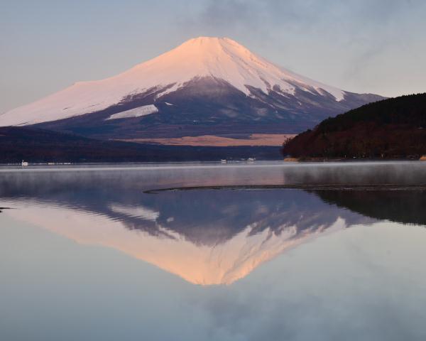 ３月１９日(日) 山梨県 山中湖から・薄い紅富士　撮影３／１９_f0375202_16264934.jpg